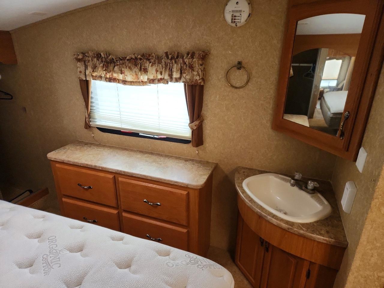 2008 Keystone Laredo