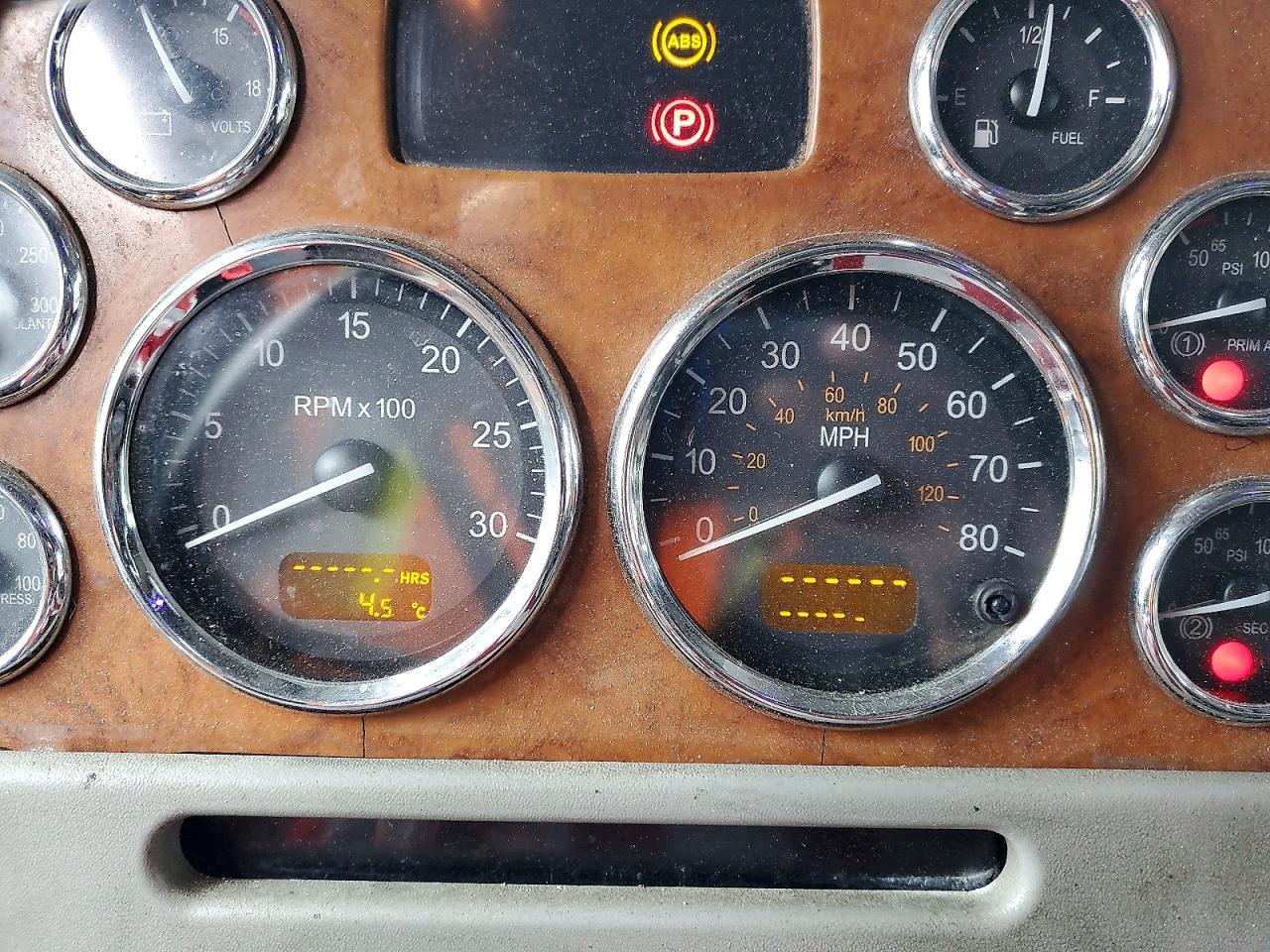 2007 Peterbilt 379 Semi Truck