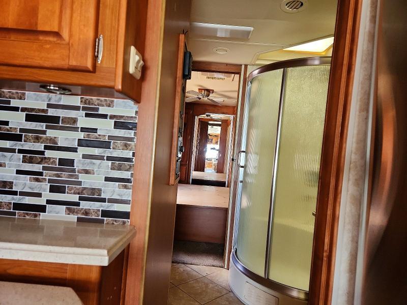 2007 Monaco Coa CH RV