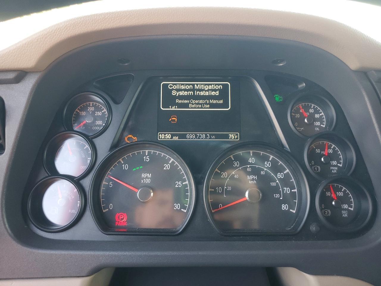 2019 Peterbilt 579 Semi Truck
