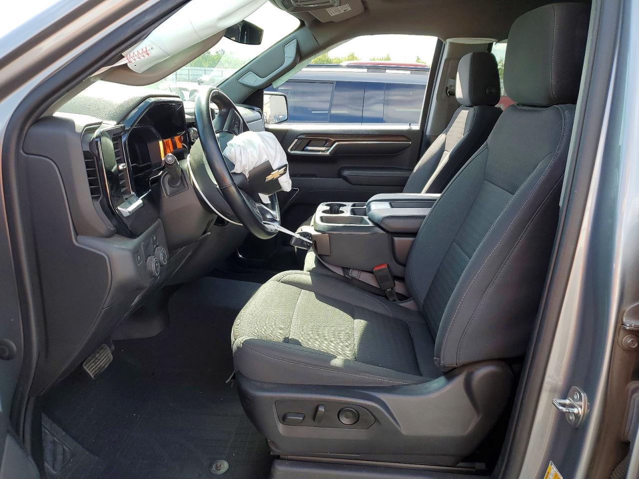 2023 Chevrolet Silverado C1500 LT