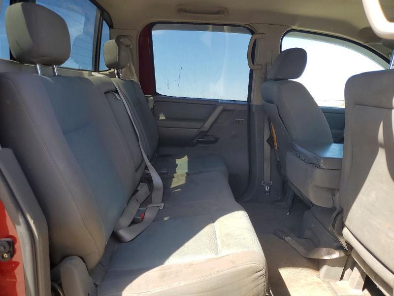 2005 Nissan Titan XE