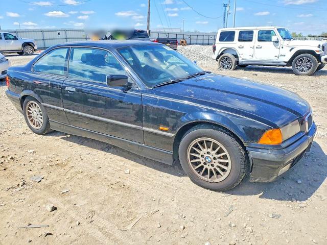 1998 BMW 323 is