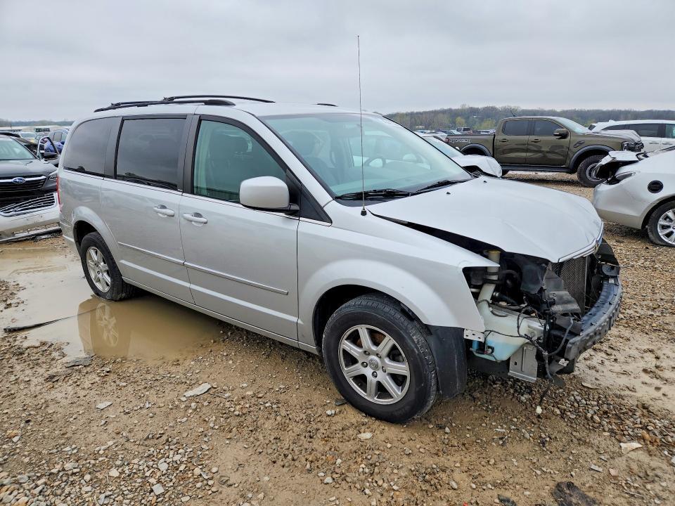 2010 Chrysler Town & Country Touring