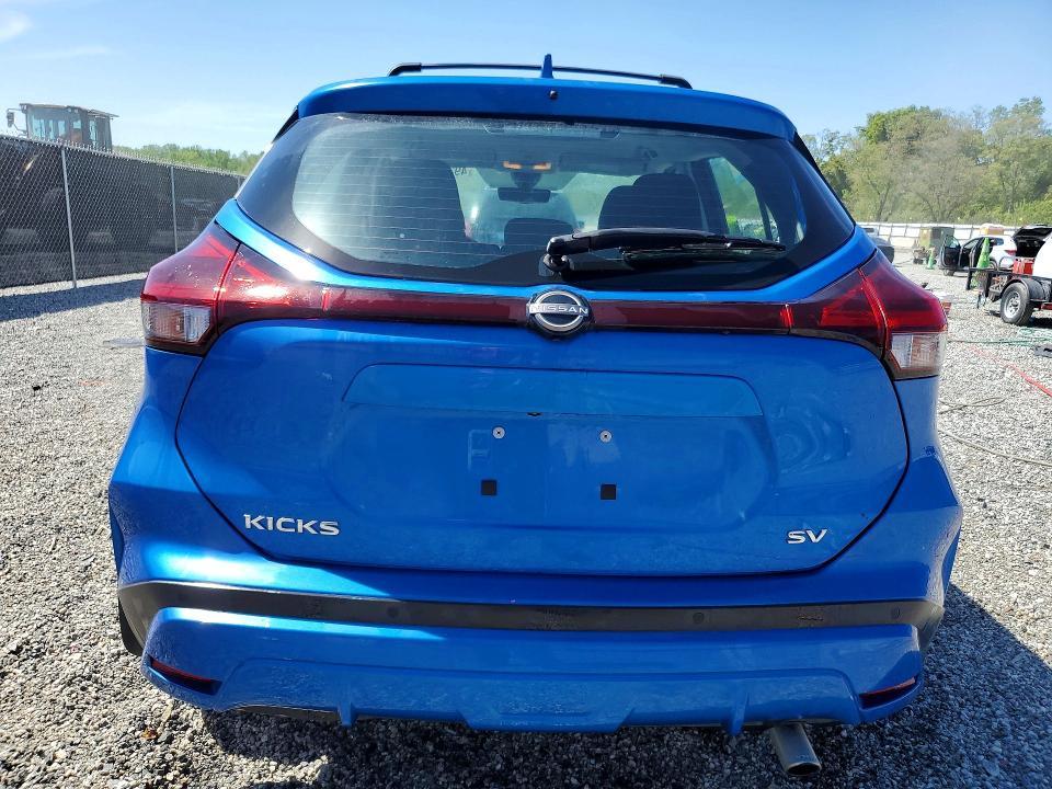 2024 Nissan Kicks sv