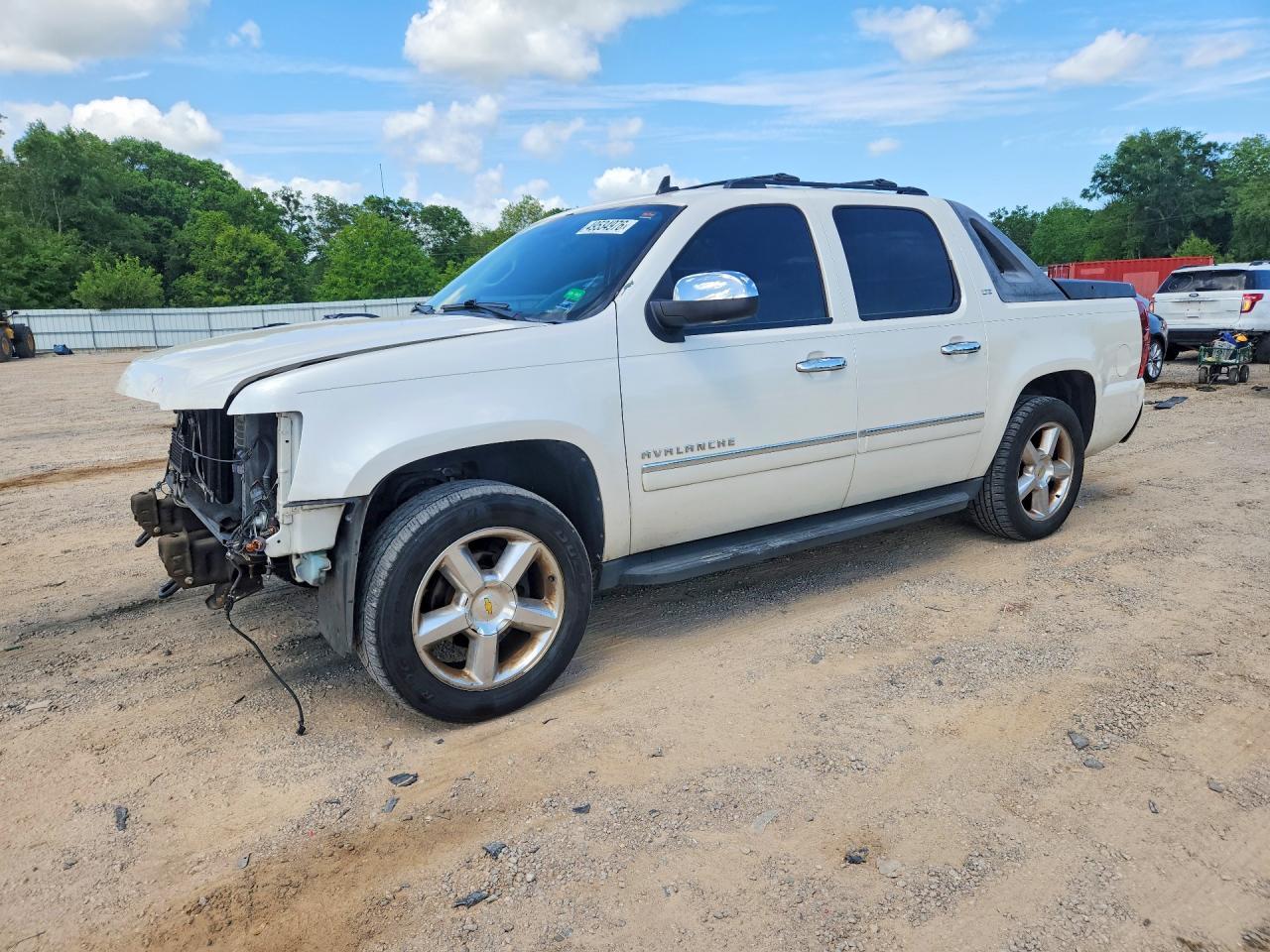 2011 Chevrolet Avalanche LTZ