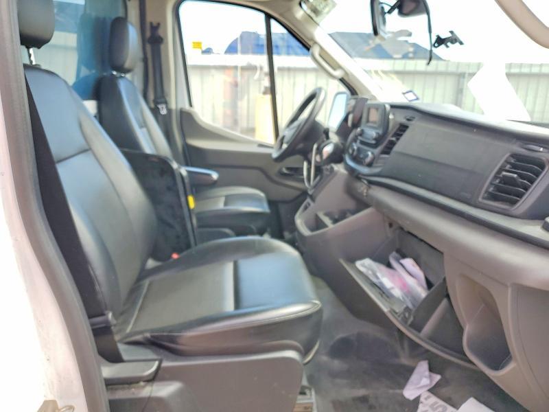 2022 Ford Transit Delivery Truck