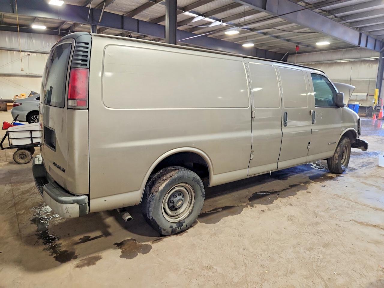 2002 Chevrolet Express G3500