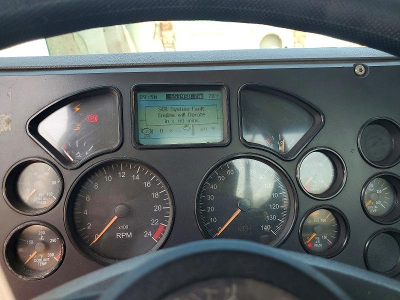 2016 Mack Cxu613 Semi Truck