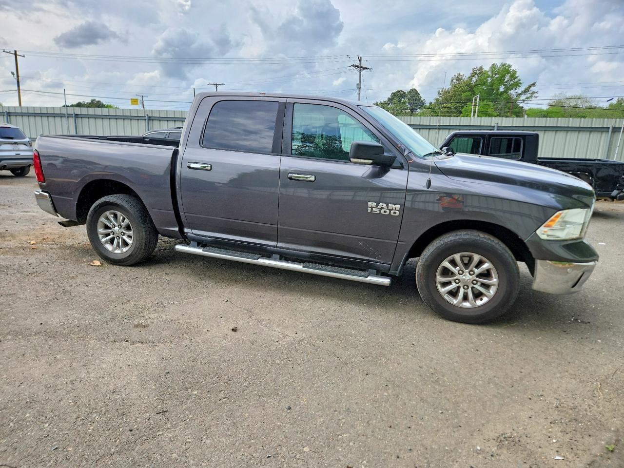 2016 Dodge RAM 1500 SLT