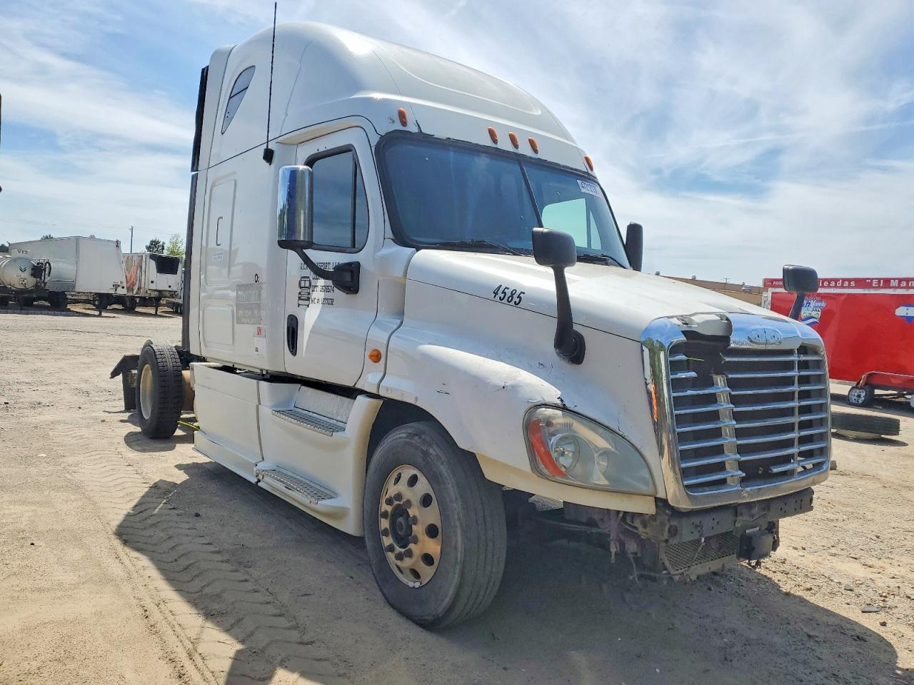 2013 Freigliner 2013 Freightliner Cascadia 125 Semi Truck