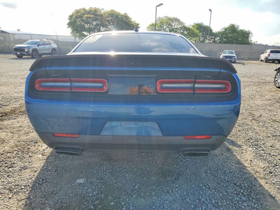 2020 Dodge Challenger r