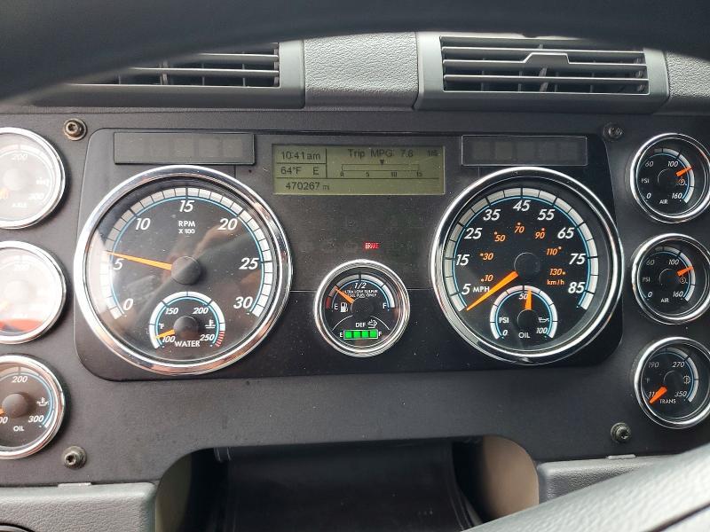 2016 Freightliner Cascadia 125 Semi Truck