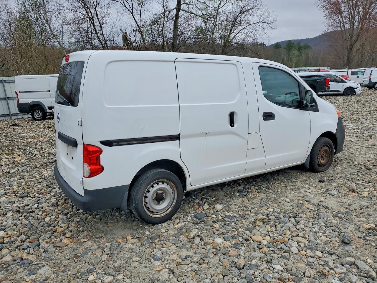2015 Nissan NV200 S
