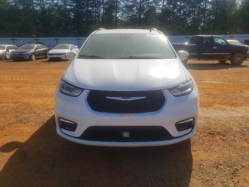 2022 Chrysler Pacifica Touring