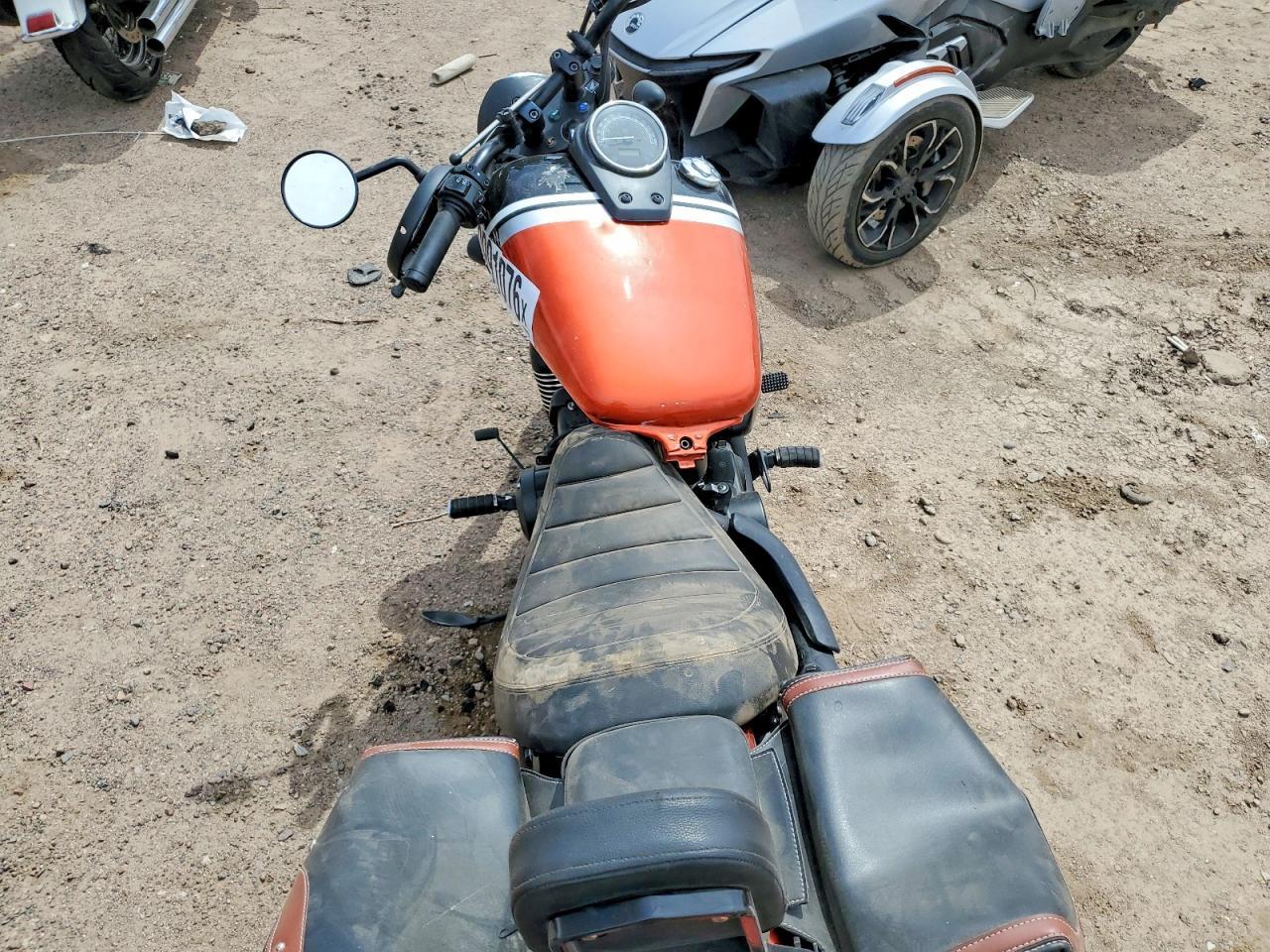 2024 Honda VT750 C2B