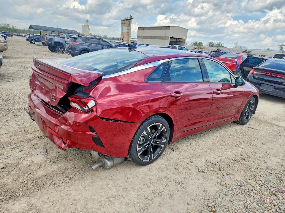 2021 KIA K5 gt Line