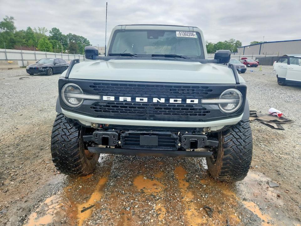 2021 Ford Bronco Base