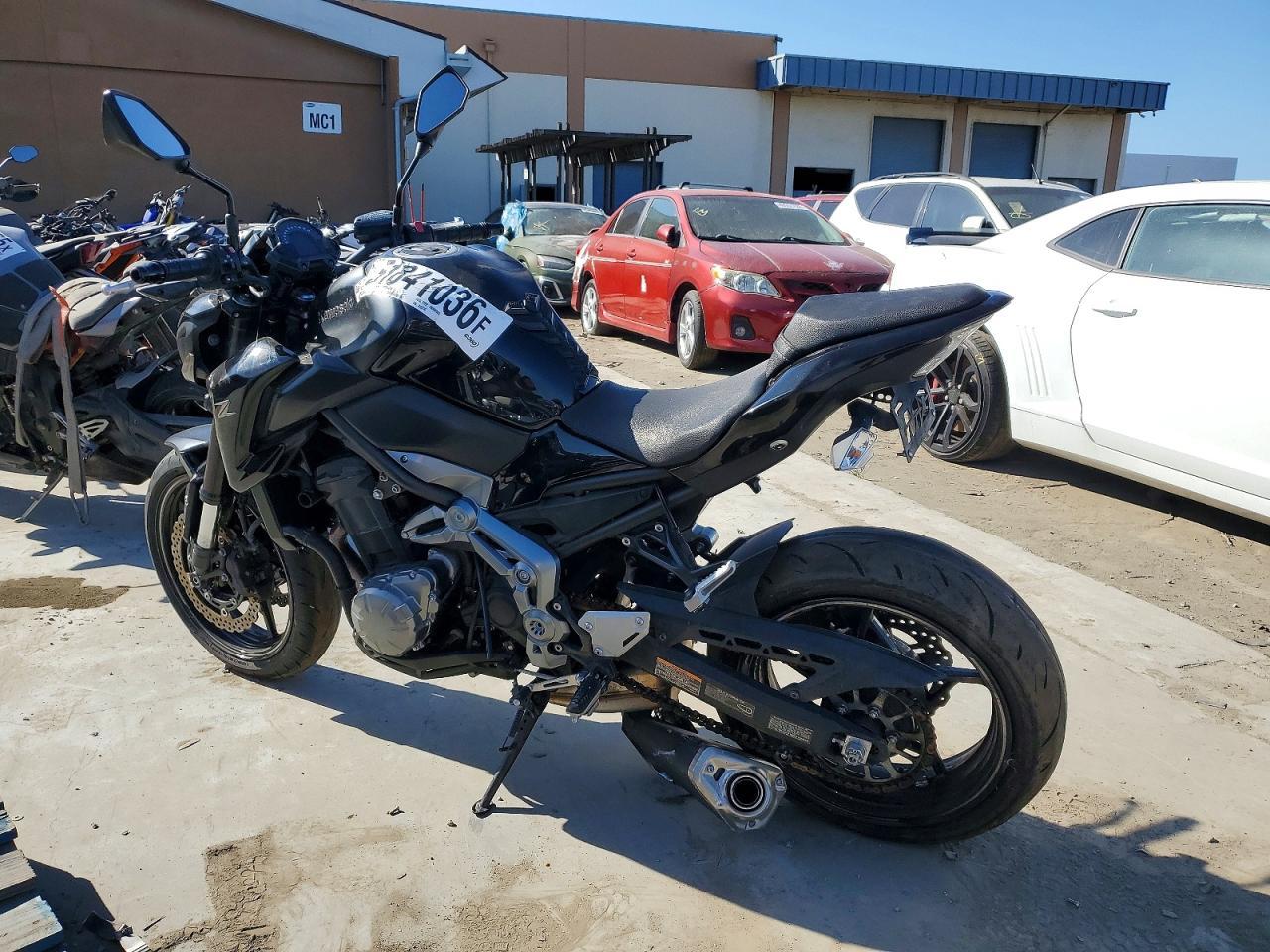 2017 Kawasaki ZR900