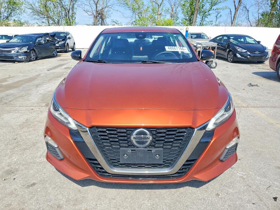2021 Nissan Altima 2.0 sr