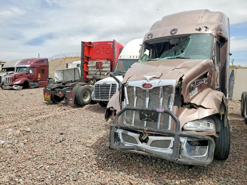 2026 Peterbilt 579 Semi Truck