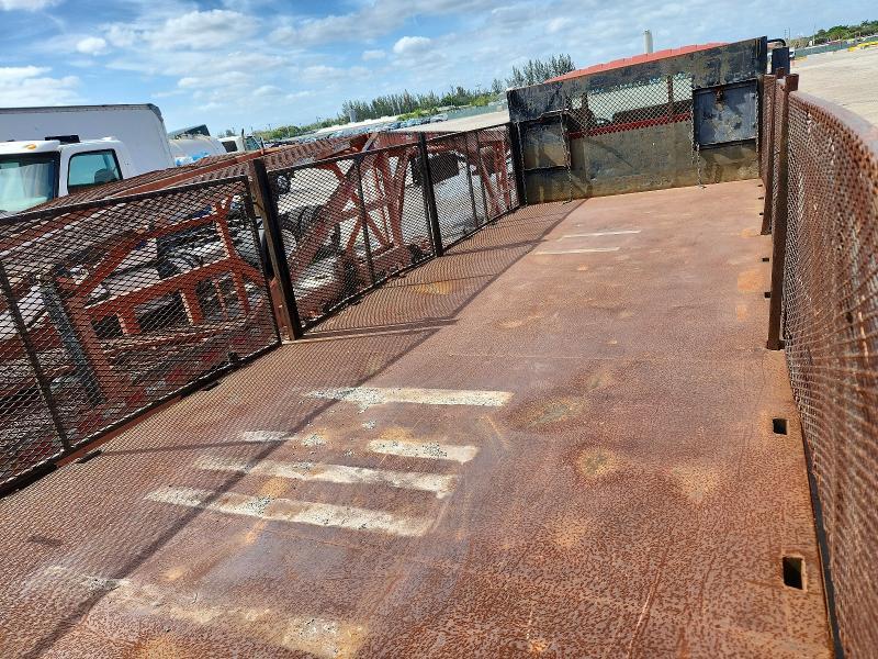 2009 International MA025 Flatbed Truck