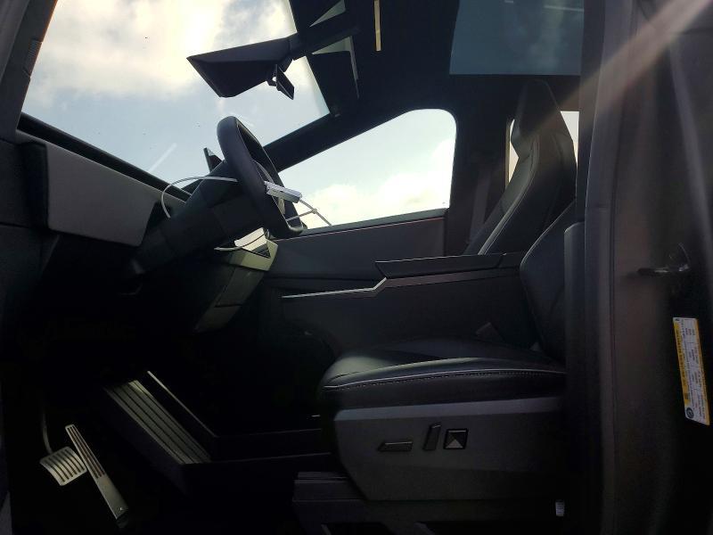 2024 Tesla Cybertruck