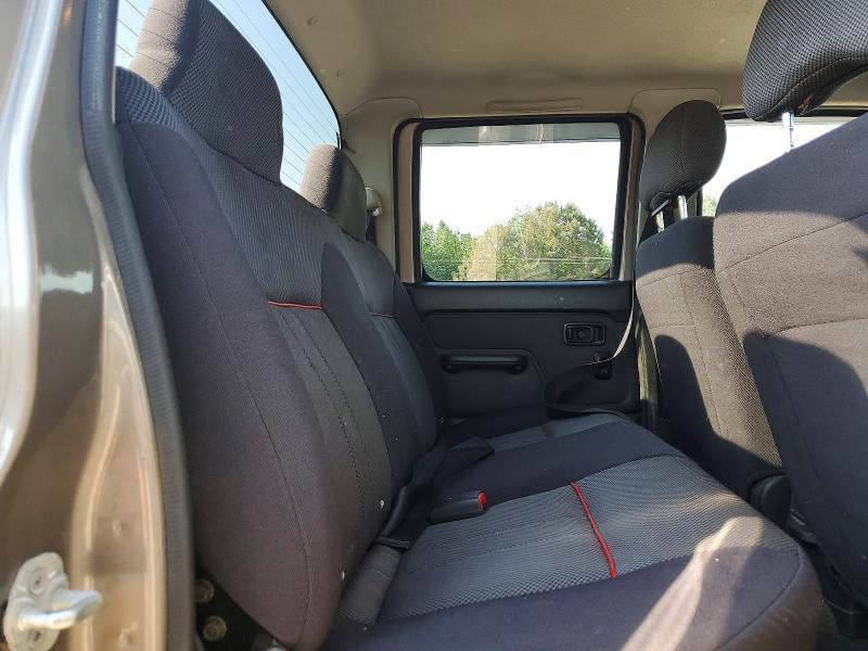 2003 Nissan Frontier Crew Cab SC