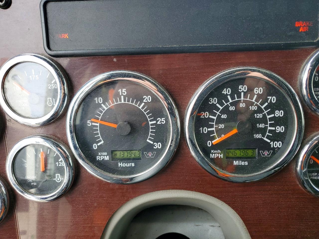 2020 Western Star 4900 Semi Truck