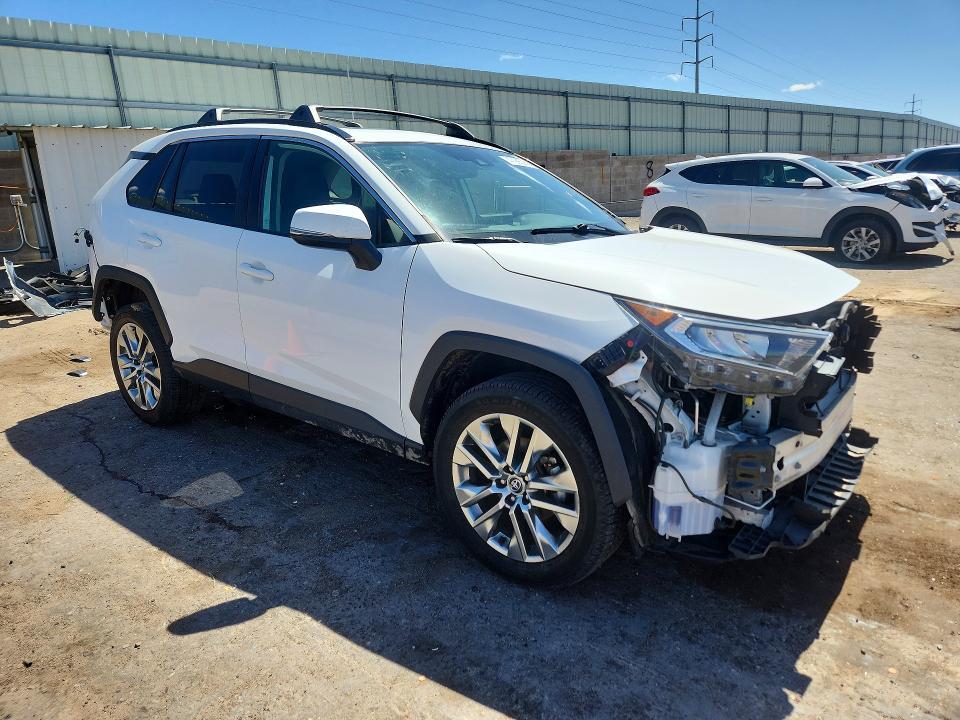 2020 Toyota Rav4 xle Premium