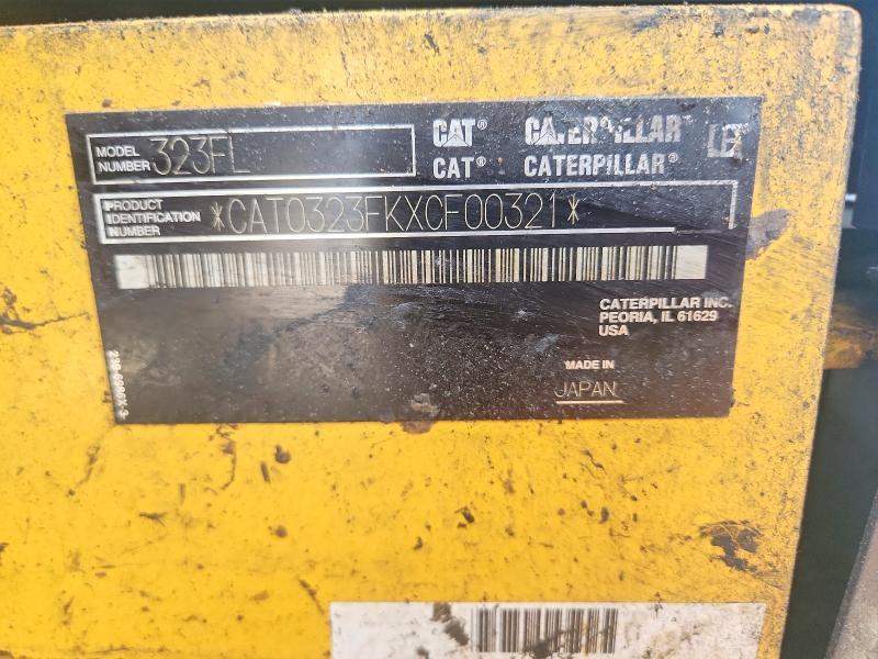2015 Caterillar 323FL