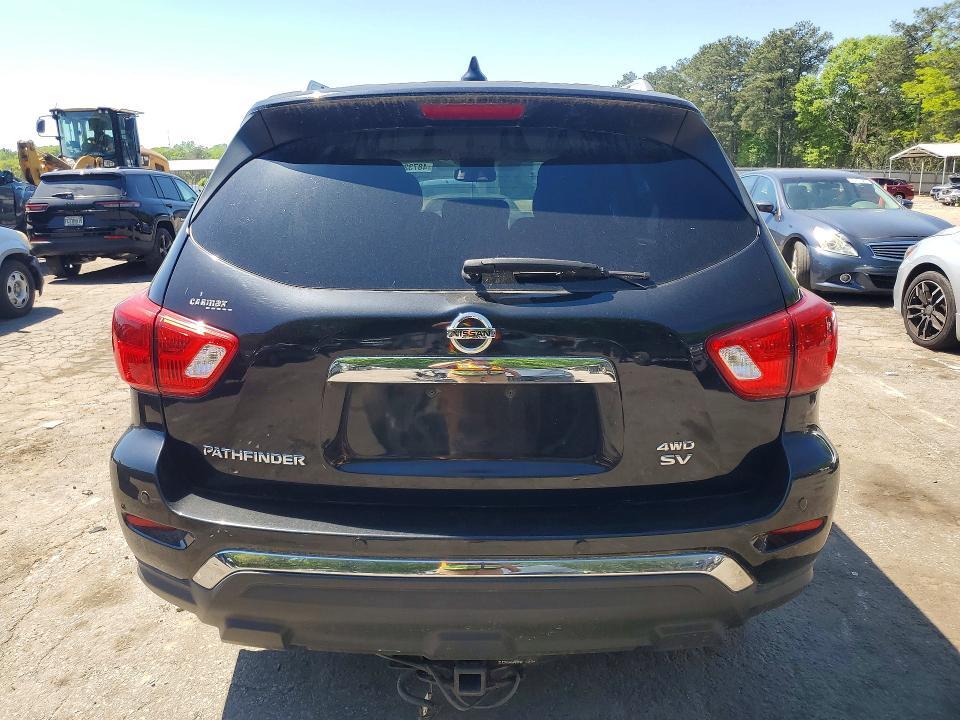 2019 Nissan Pathfinder sv