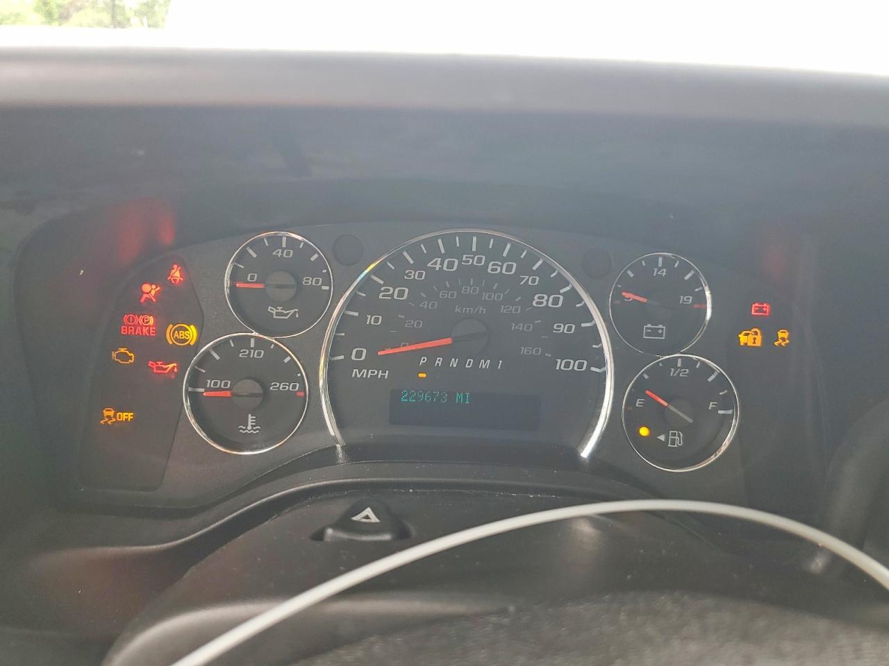2020 Chevrolet Express BOX Truck