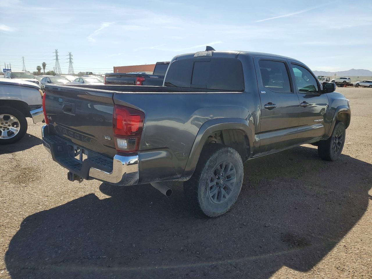 2022 Toyota Tacoma SR5 V6