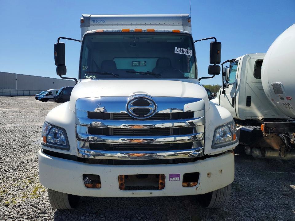 2011 Hino 258/268 BOX Truck