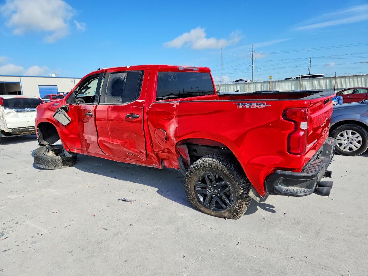 2020 Chevrolet Silverado K1500 Trail Boss Custom