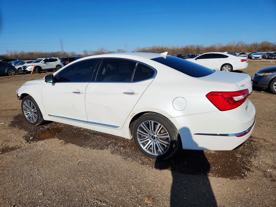 2016 KIA Cadenza Base