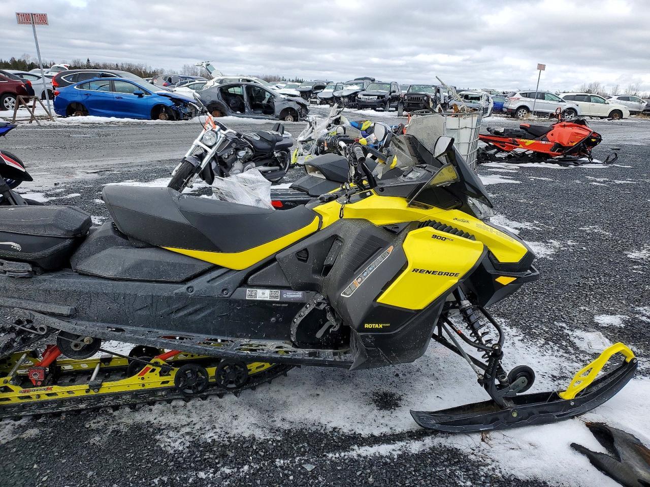 2022 Skidoo Renegade Adrenaline