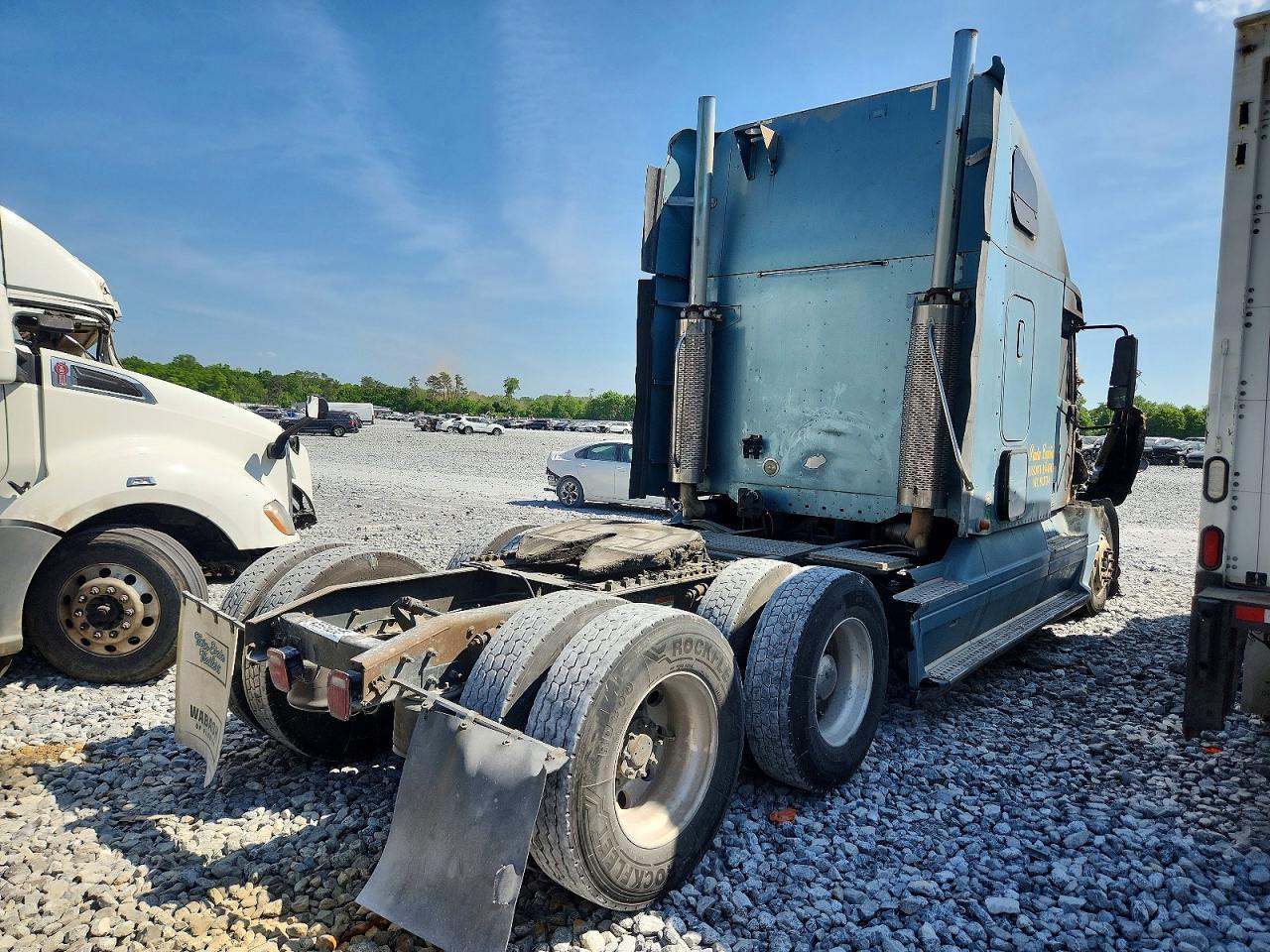 2007 Freigliner 2007 Freightliner CST120 Semi Truck