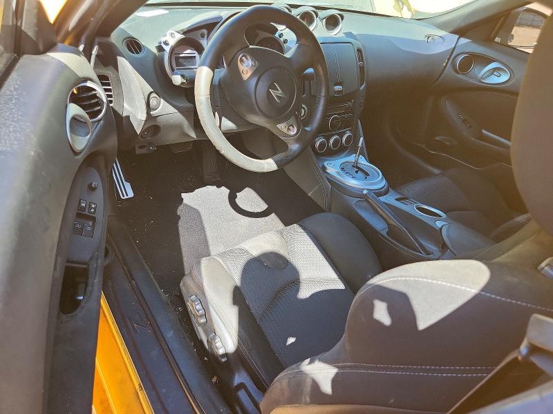 2009 Nissan 370z Base