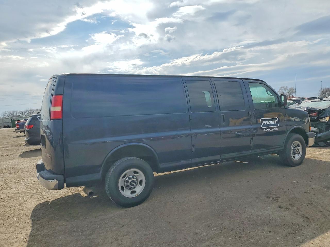 2007 GMC Savana 2500 Utility / Service Van