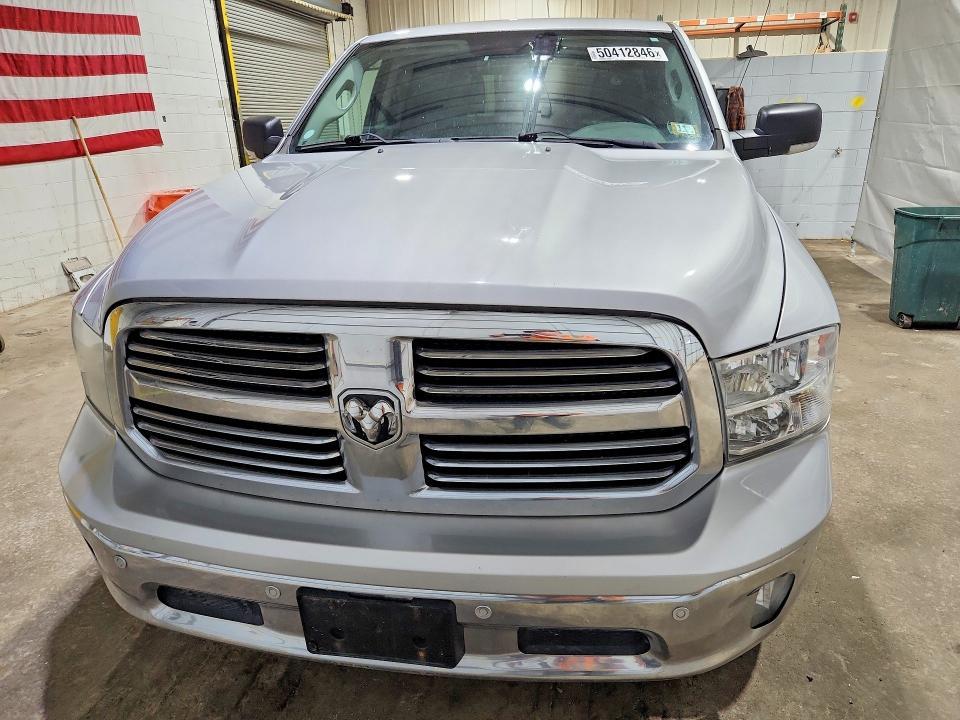 2015 Dodge Ram 1500 slt