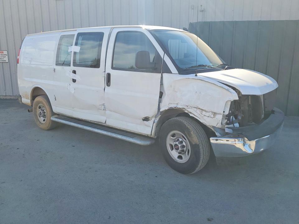 2025 GMC Savana 2500 Cargo Delivery van