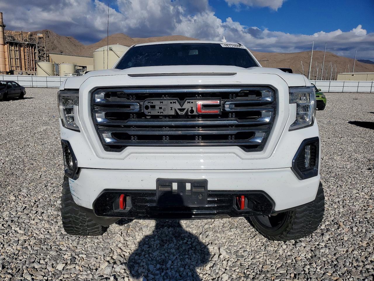 2021 GMC Sierra K1500 AT4