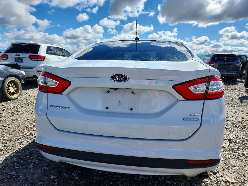 2016 Ford Fusion se