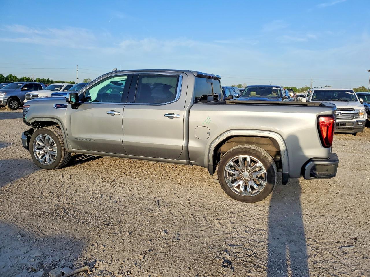 2025 GMC Sierra K1500 Denali