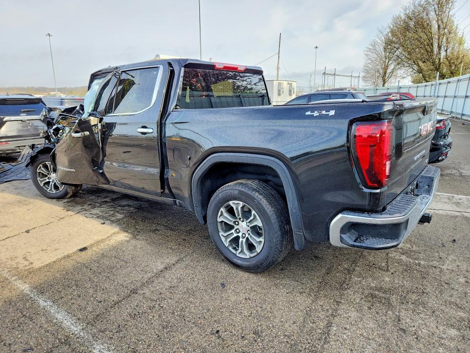 2025 GMC Sierra K1500 SLT