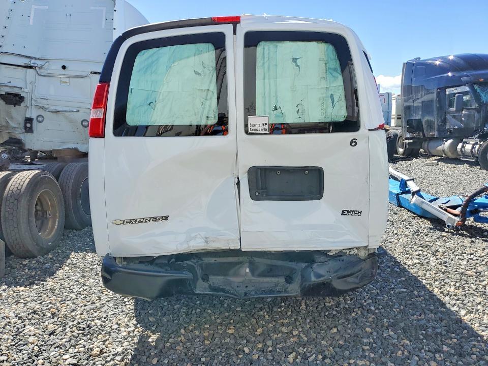 2020 Chevrolet Express 2500 Cargo Utility / Service van