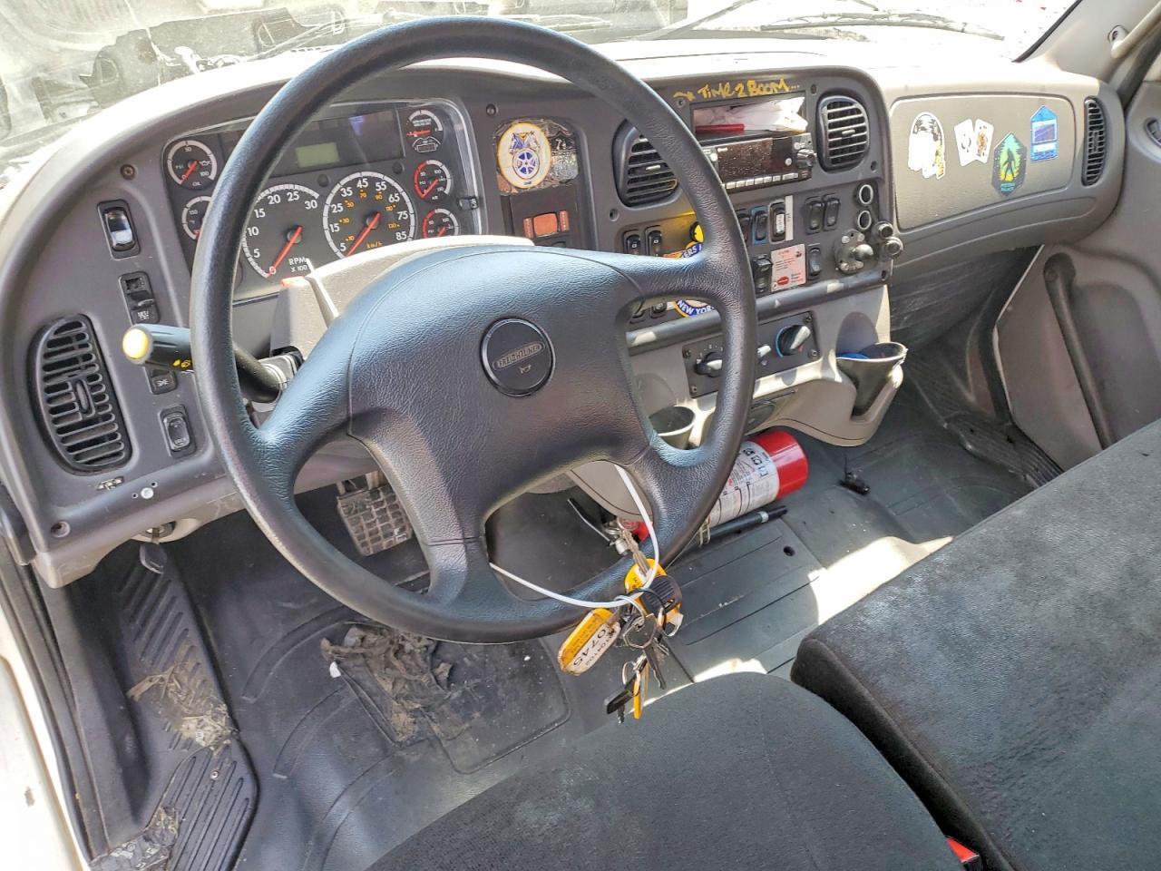2015 Freigliner 2015 Freightliner Business Class M2 Crane Truck