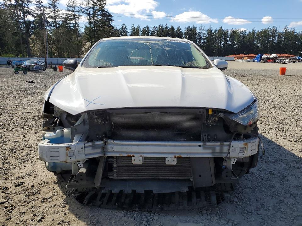 2018 Ford Fusion se Hybrid